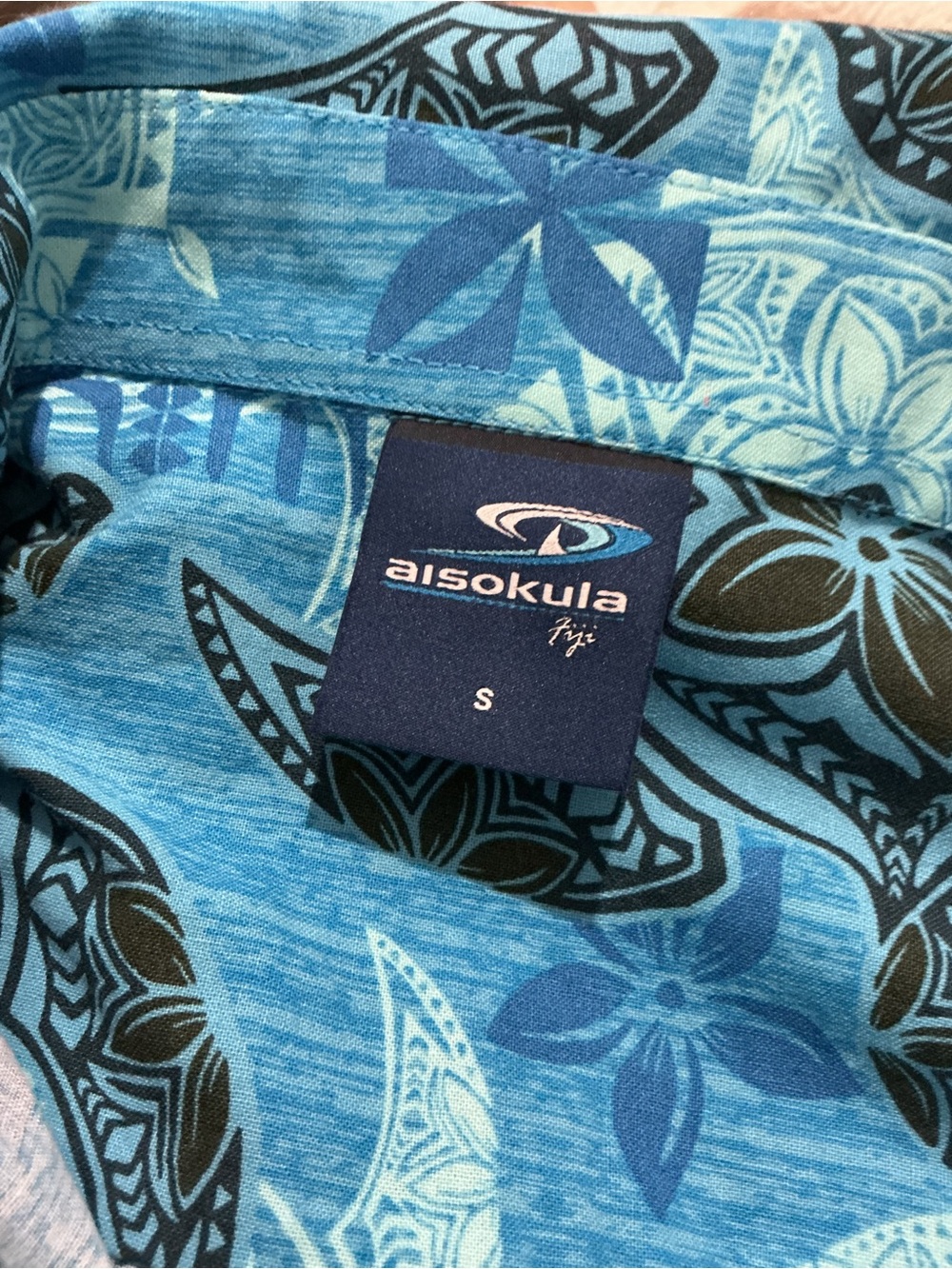 AISOKULA Fiji Turtle Blue Aloha Bula Shirt Men’s Size S - Picture 4 of 10